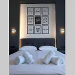 Luxury 1 Bedroom In