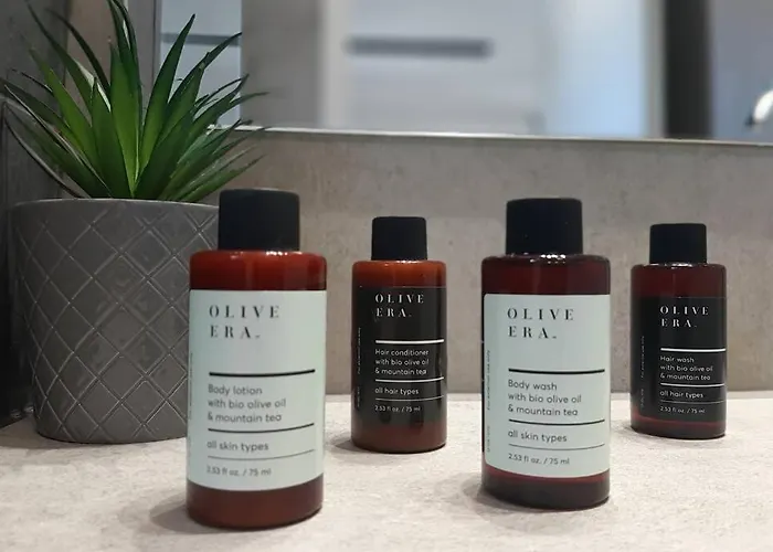 Luxury 1 Bedroom In * 伊利索斯