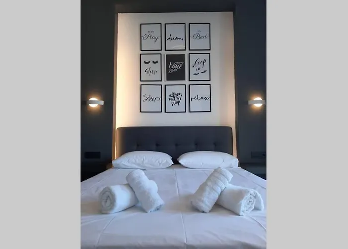 Luxury 1 Bedroom In