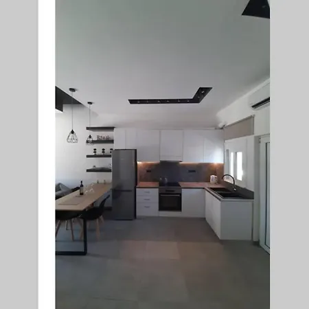 Luxury 1 Bedroom In Lägenhet
