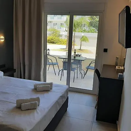 Luxury 1 Bedroom In Апартаменты Ялиссос